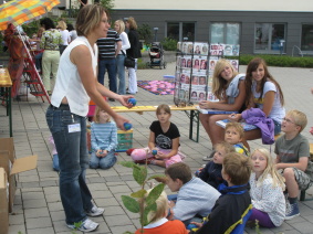 Kinderanimation-beim-Sommerfest-der-Firma-Motorola-in-Idstein