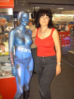 Bodypainting Pentax für Saturn - Ute Lange