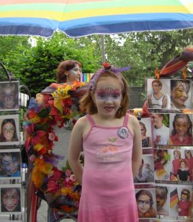 Event Kinderschminken und Ballondrehen im Majo Schuhhaus Mömlingen