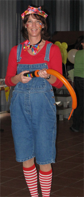 Kindergeburtstag-feiern-Darmstadt-Luftballonclown