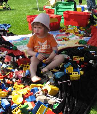 Kindergeburtstag-feiern-Frankfurt-Duplo-Lego-Bauteppich