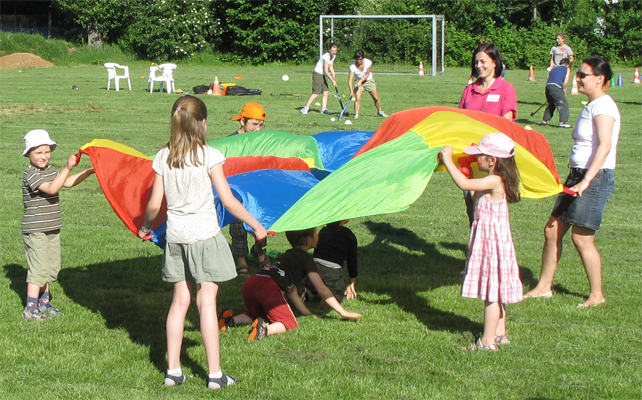 Kindergeburtstag-feiern-Frankfurt-Schwungtuch