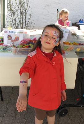 Kindergeburtstag-feiern-Glitzer-Tattoos-Offenbach