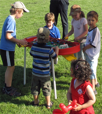 Kindergeburtstag-feiern-Griesheim-Tischfussball