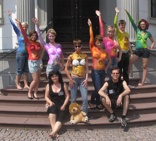 Bodypainting-Wiesbaden-Schlossplatz