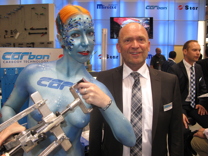 Bodypainting-Automechanica-Frankfurt