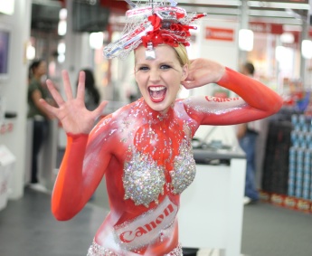 Media Markt Bodypainting Model Sabrina 5