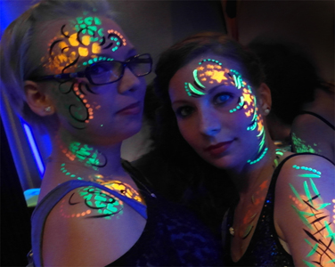 uv-painting-blacklight-schwarzlicht-neonpainting-fluoparty