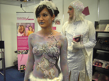 Bodypainting auf der Cosmetica Wiesbaden