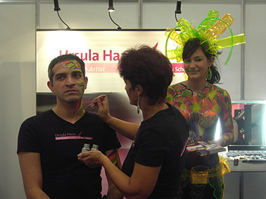 Bodypainting auf der Cosmetica Wiesbaden