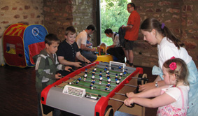 Kinderanimation-Tischfussball-Jagdschloss-Platte-Wiesbaden