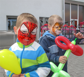 Tanzschule-Son-Latino-Karlsruhe-Kinderschminken