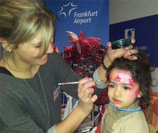 Kinderschminken-Glitzer-Tattoos-Airport-Frankfurt-Besucher-Terrasse