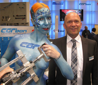 CARBON-Bodypainting-Automechanica-Messe-Frankfurt