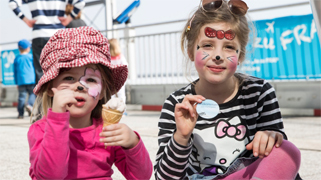 Kinderschminken-Flughafen-Fruehling