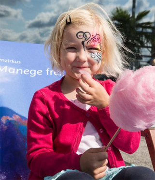 Kinderschminken-Zirkus-Manege-frei-Flughafen