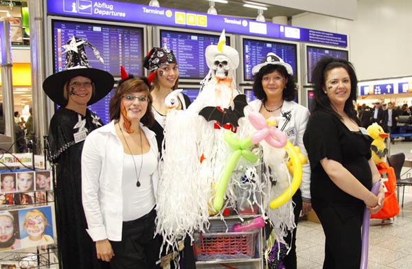 Halloween-Schminken-Grusel-Party-Flughafen-Frankfurt